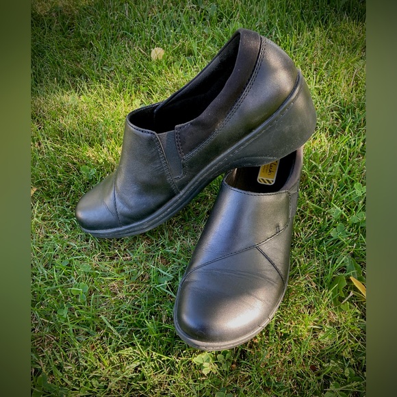 Clarks Shoes - 🍁Clarks Grasp High Slip-On Shoes 8.5